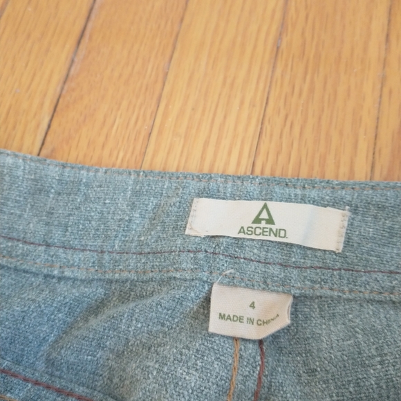 Ascend Pant Sz4 - Picture 4 of 4